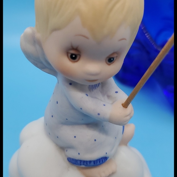 VINTAGE BETSEY CLARK Hallmark musical 'When you wish upon a star' Disney1984 - Picture 2 of 9